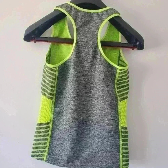 NEW MIX exercise outfit. ONE SIZE. - Picture 8 of 11